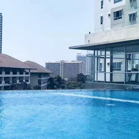 The Base Condo Pattaya Bagian luar foto