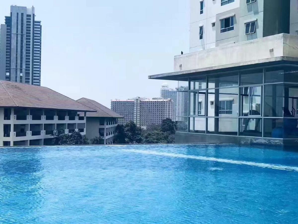 The Base Condo Pattaya Bagian luar foto